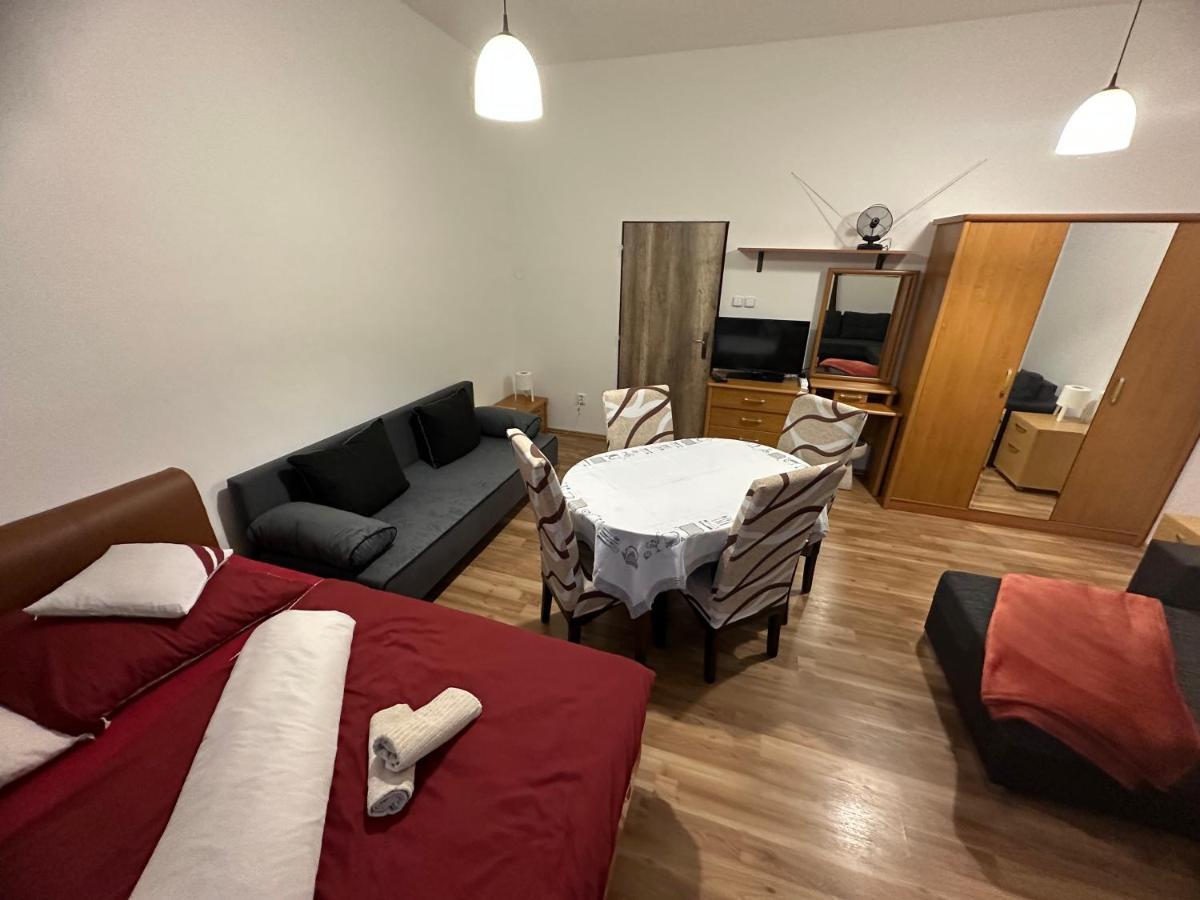 Sonja Holiday Home Острава Екстер'єр фото