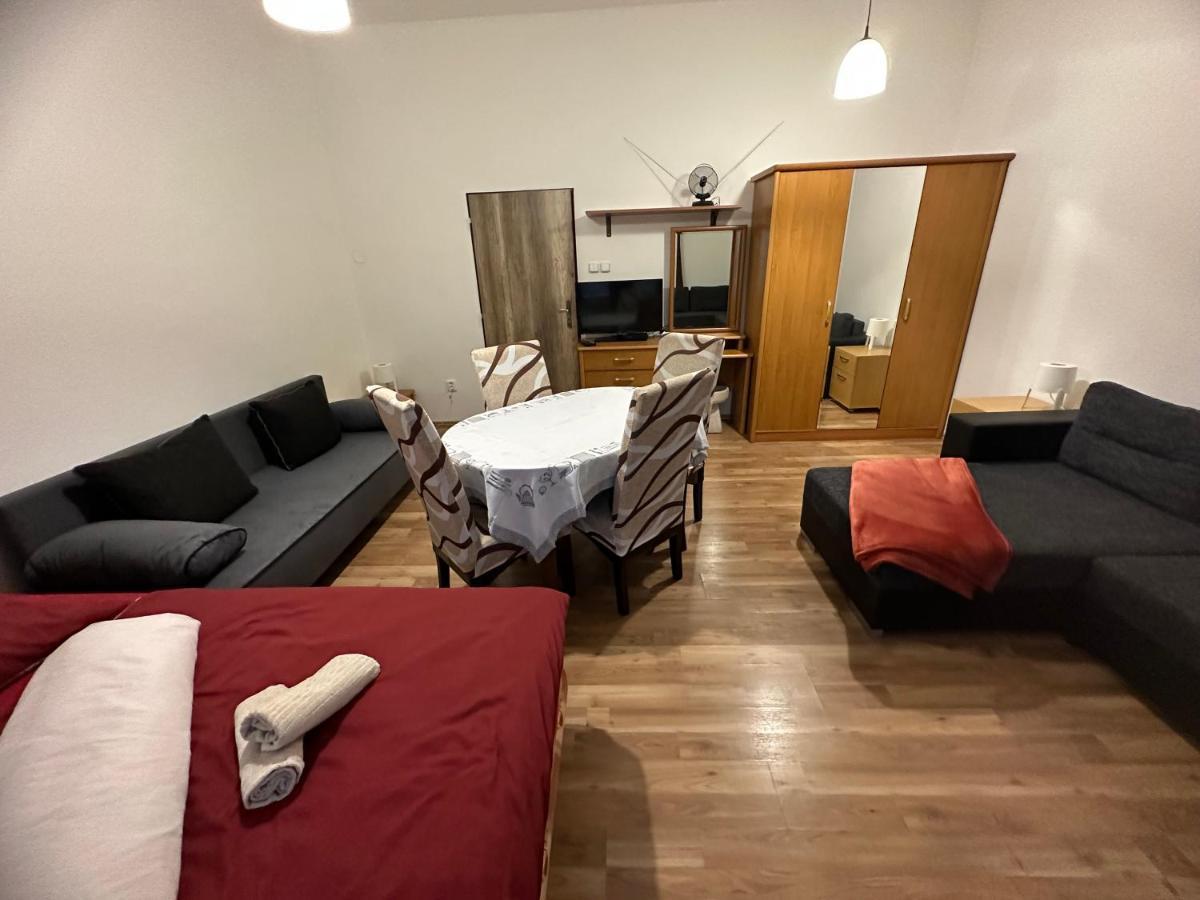Sonja Holiday Home Острава Екстер'єр фото